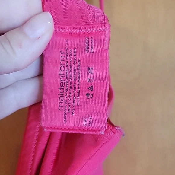 36C Maidenform push-up bra - Picture 2 of 4